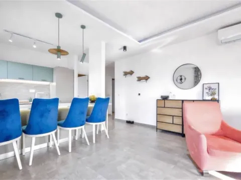 Daily-rent, two bedroom apartment, 85m², Centar, Tivat - image 5