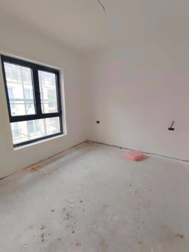 Sale, two bedroom apartment, 61m², Bečići, Budva