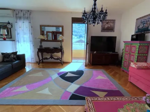 Sale, three bedroom apartment, 99m², Budva, Crna Gora - image 19