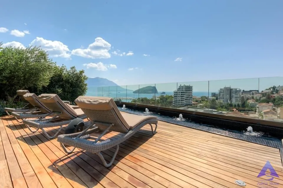 Prodaja, kuća, 378m², Centar, Budva