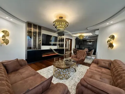 Izdavanje, stan, 116m², Socijalno, Novi Sad Sve Podlokacije - image 9