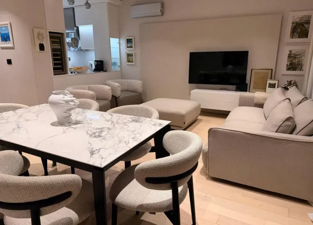 Rent, three bedroom apartment, 103m², Stari Grad, Beograd