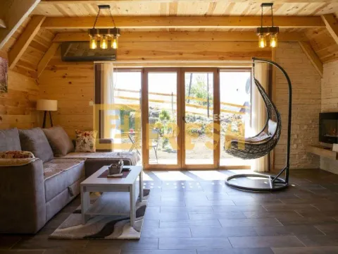 Prodaja, kuća, 225m², Žabljak, Crna Gora - image 3