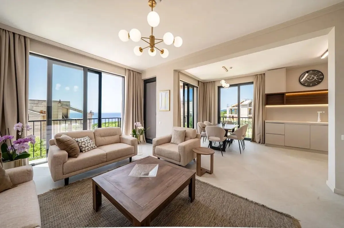 Daily-rent, house, 223m², Reževići, Budva