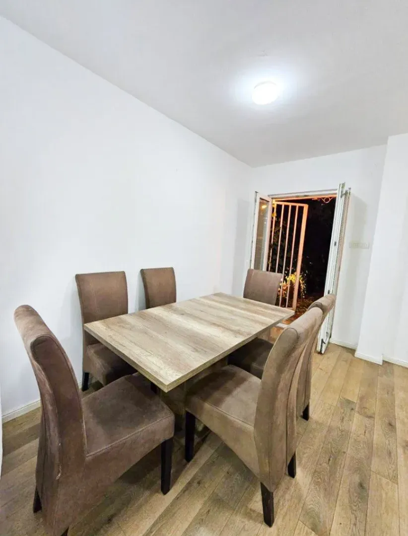 Rent, two bedroom apartment, 68m², Stari Aerodrom, Podgorica