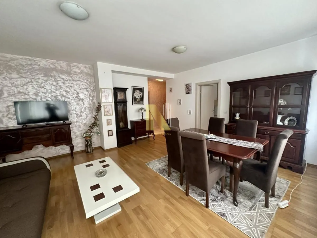 Rent, three bedroom apartment, 73m², Adamovićevo Naselje, Novi Sad Sve Podlokacije