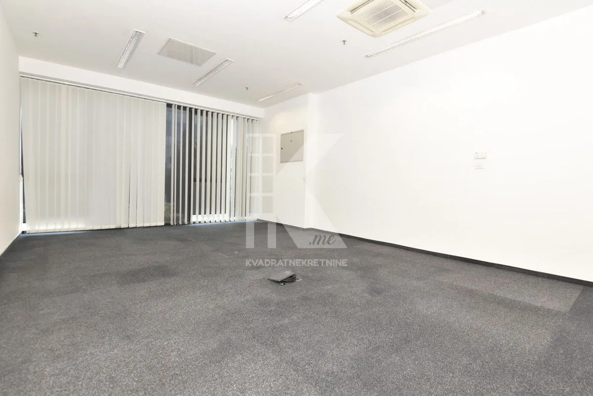 Rent, office space, 220m², Preko Morače, Podgorica