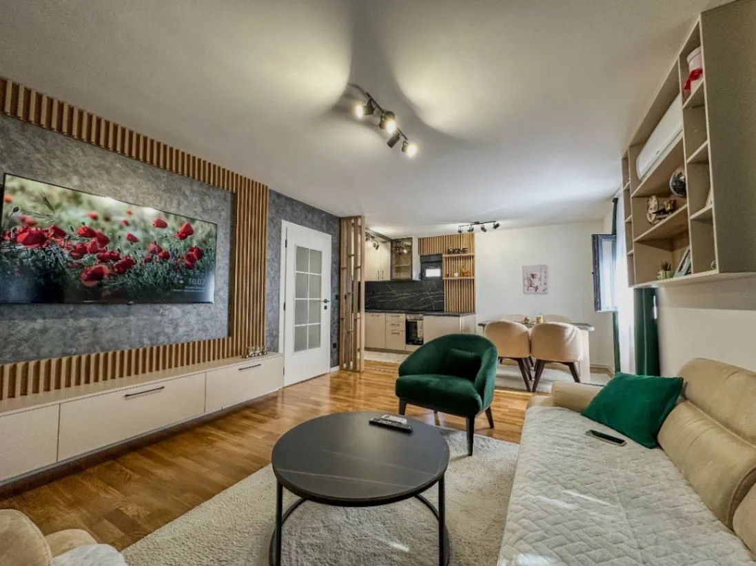 Izdavanje, jednosoban stan, 55m², Gornja Gorica, Podgorica
