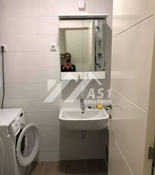 Izdavanje, četvorosoban stan, 95m², Kej, Novi Sad Sve Podlokacije - image 7