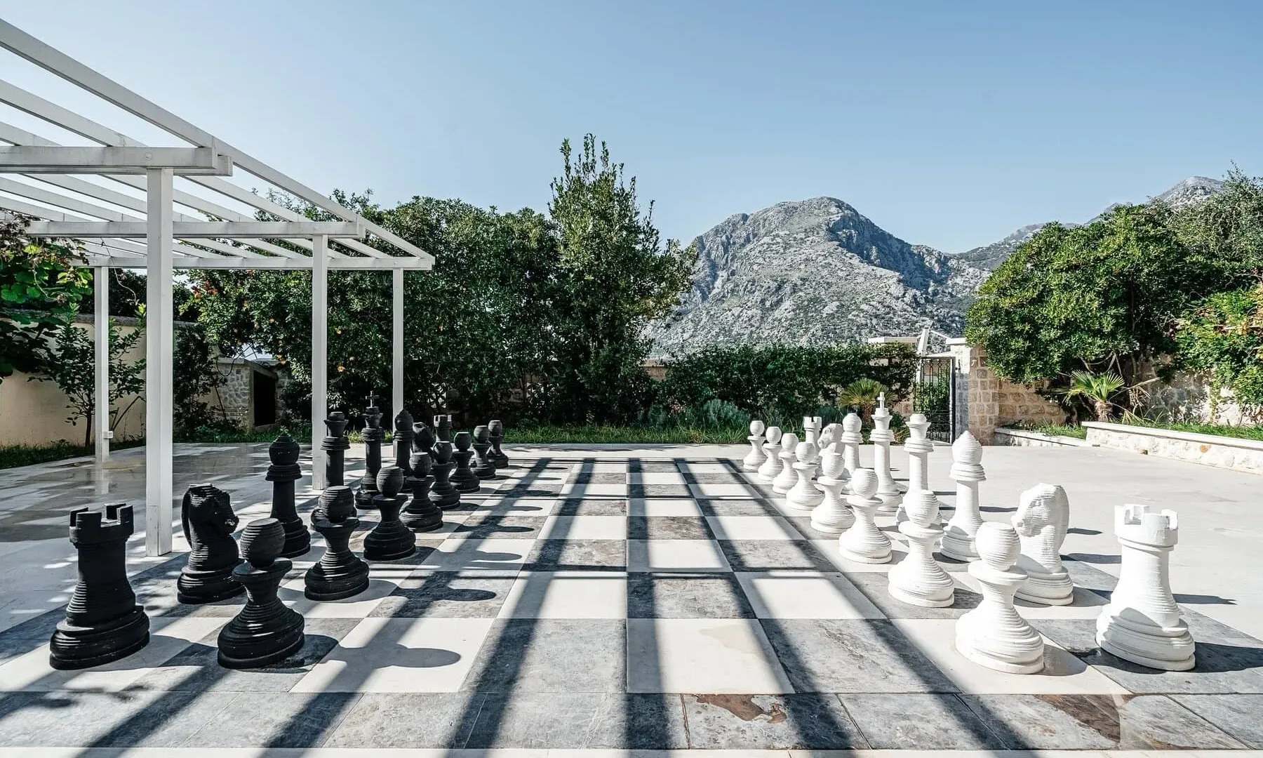 Rent, house, 491m², Ljuta, Kotor