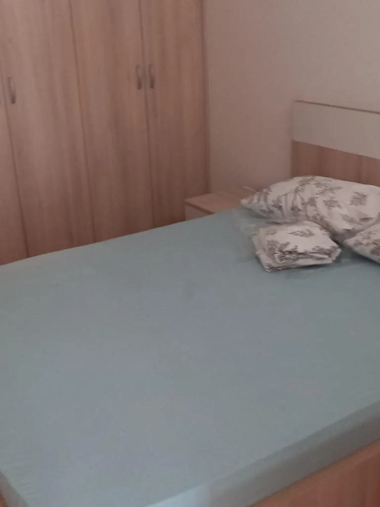 Izdavanje, dvosoban stan, 67m², Podgorica, Crna Gora