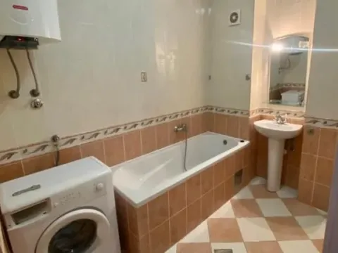 Rent, one bedroom apartment, 46m², Dobrota, Kotor - image 6