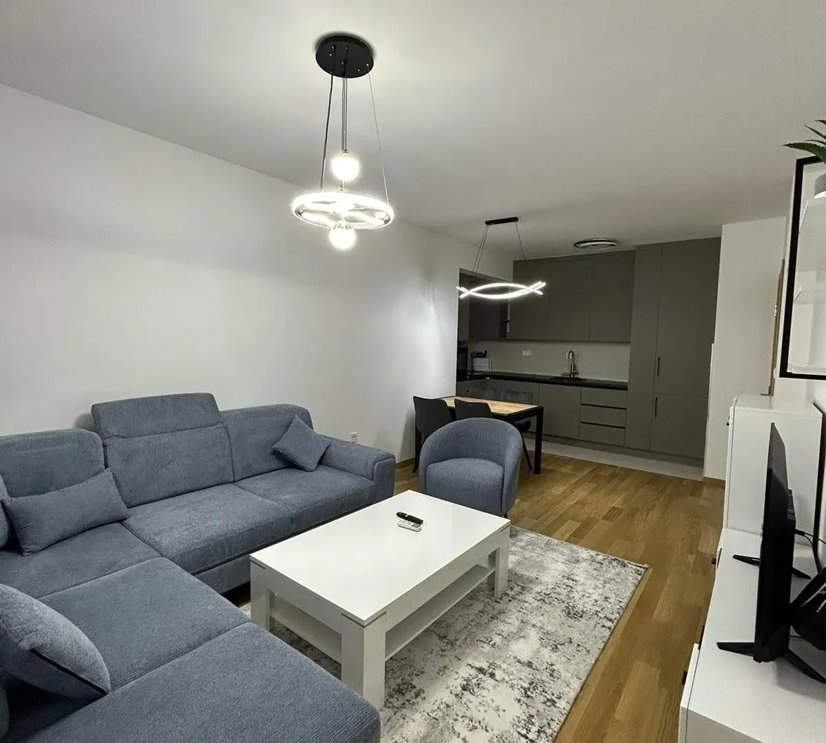 Izdavanje, stan, 49m², City Kvart, Podgorica