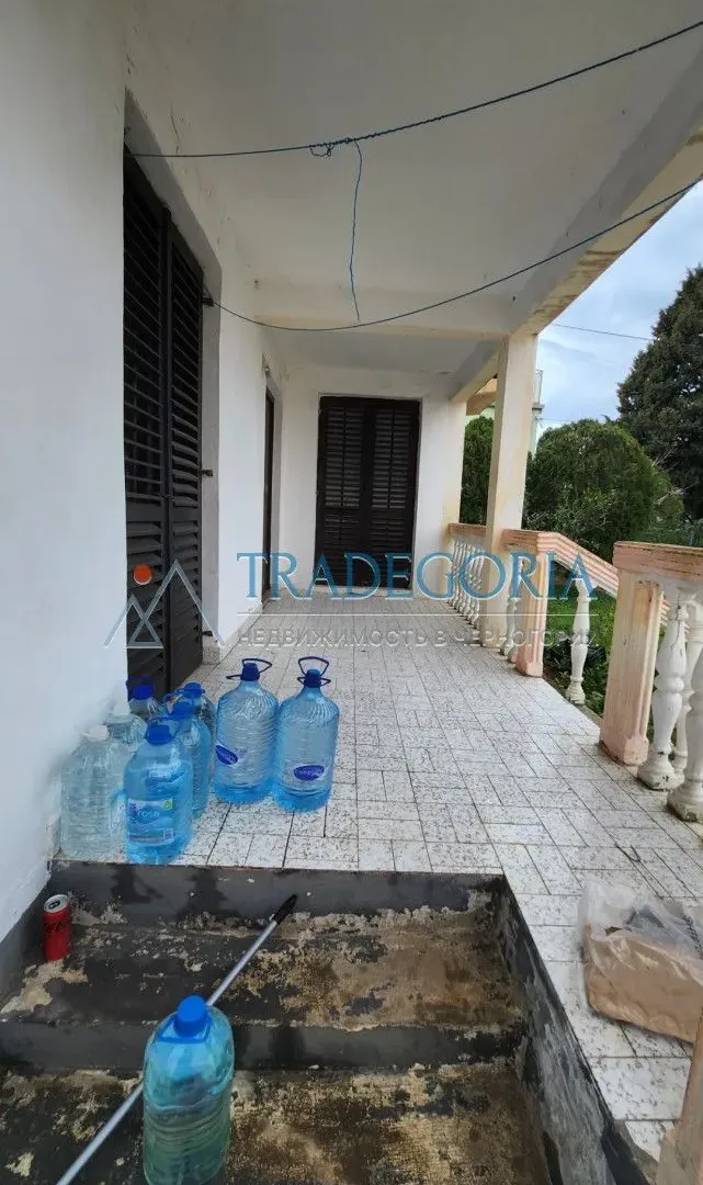 Prodaja, kuća, 180m², Dobra Voda, Bar