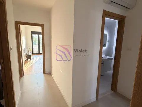 Rent, one bedroom apartment, 61m², Tološi, Podgorica - image 33