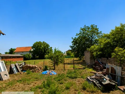 Prodaja, kuća, 150m², Perlez, Zrenjanin - image 8