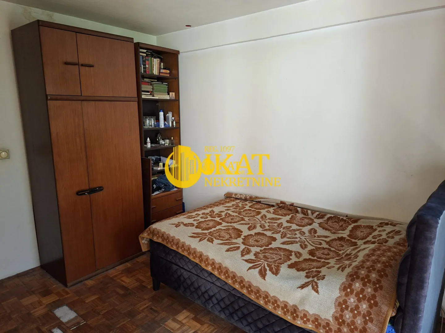 Prodaja, dvosoban stan, 74m², Crveni Krst, Beograd