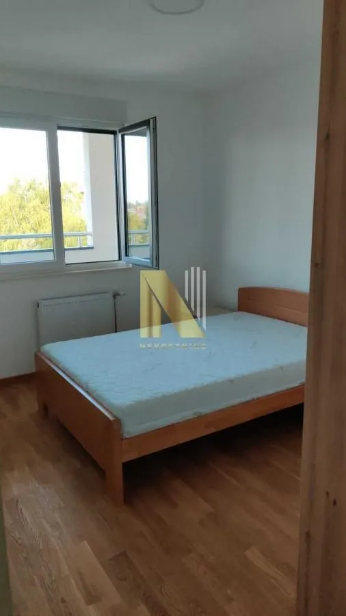 Izdavanje, dvosoban stan, 42m², Petrovaradin, Novi Sad
