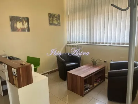 Poslovni prostor in Voždovačka Crkva