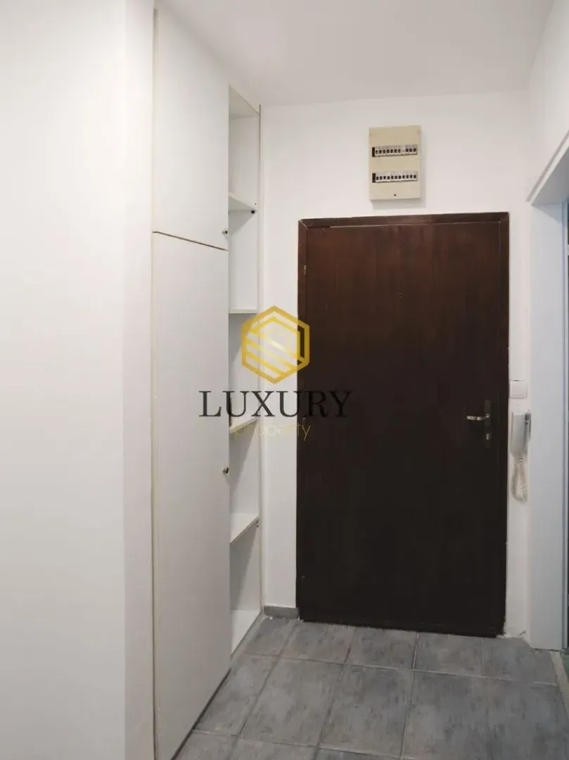 Prodaja, dvosoban stan, 62m², Stari Aerodrom, Podgorica