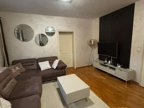 Izdavanje, trosoban stan, 73m², Voždovac Sve Podlokacije, Beograd - image 2