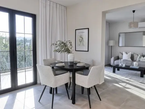 Sale, house, 424m², Tivat, Crna Gora - image 9