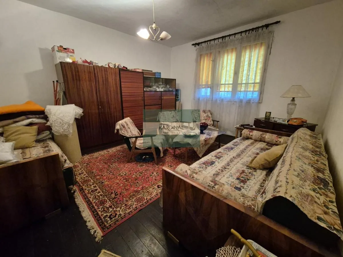 Prodaja, kuća, 280m², Majur, Jagodina