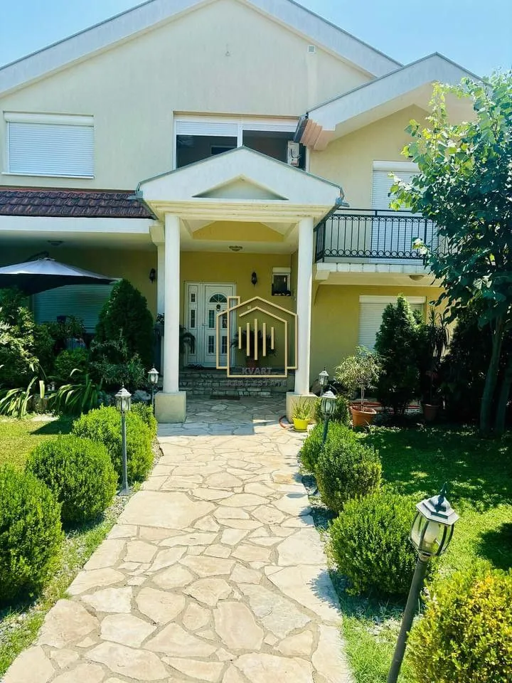 Izdavanje, kuća, 250m², Donja Gorica, Podgorica