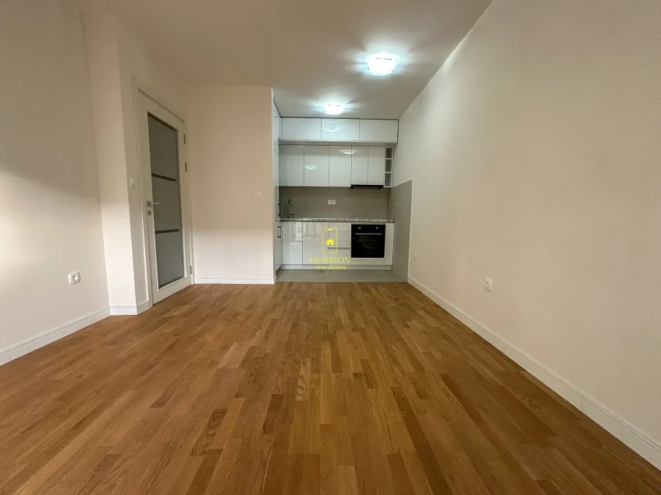 Izdavanje, jednosoban stan, 40m², Zabjelo, Podgorica