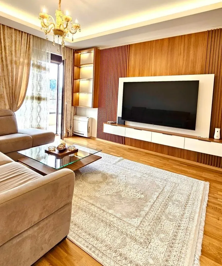 Rent, one bedroom apartment, 88m², Stara Varoš, Podgorica