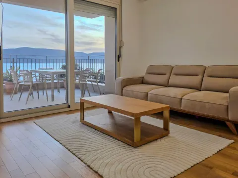Izdavanje, stan, 66m², Kumbor, Herceg Novi - image 2