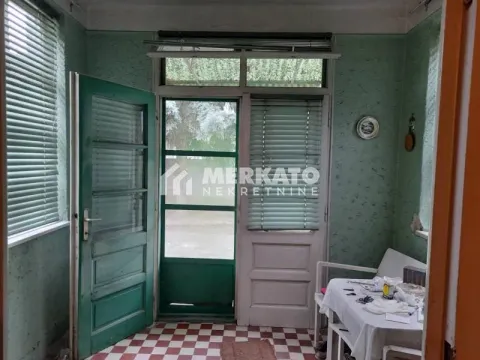 Prodaja, kuća, 212m², Dolja, Zrenjanin - image 4