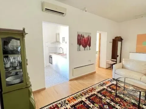 Izdavanje, dvosoban stan, 45m², Stari Grad, Beograd - image 2