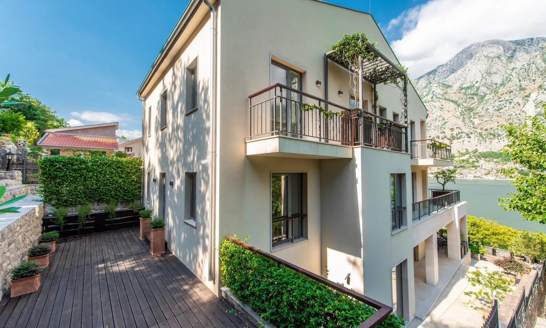 Sale, apartment, 510m², Muo, Kotor