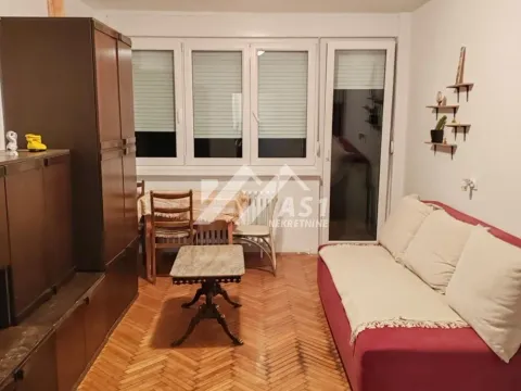 Izdavanje, stan, 21m², Sremska Kamenica, Petrovaradin - image 4