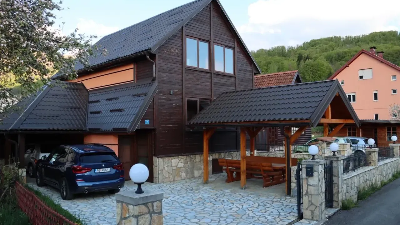 Prodaja, kuća, 130m², Smailagića Polje, Kolašin