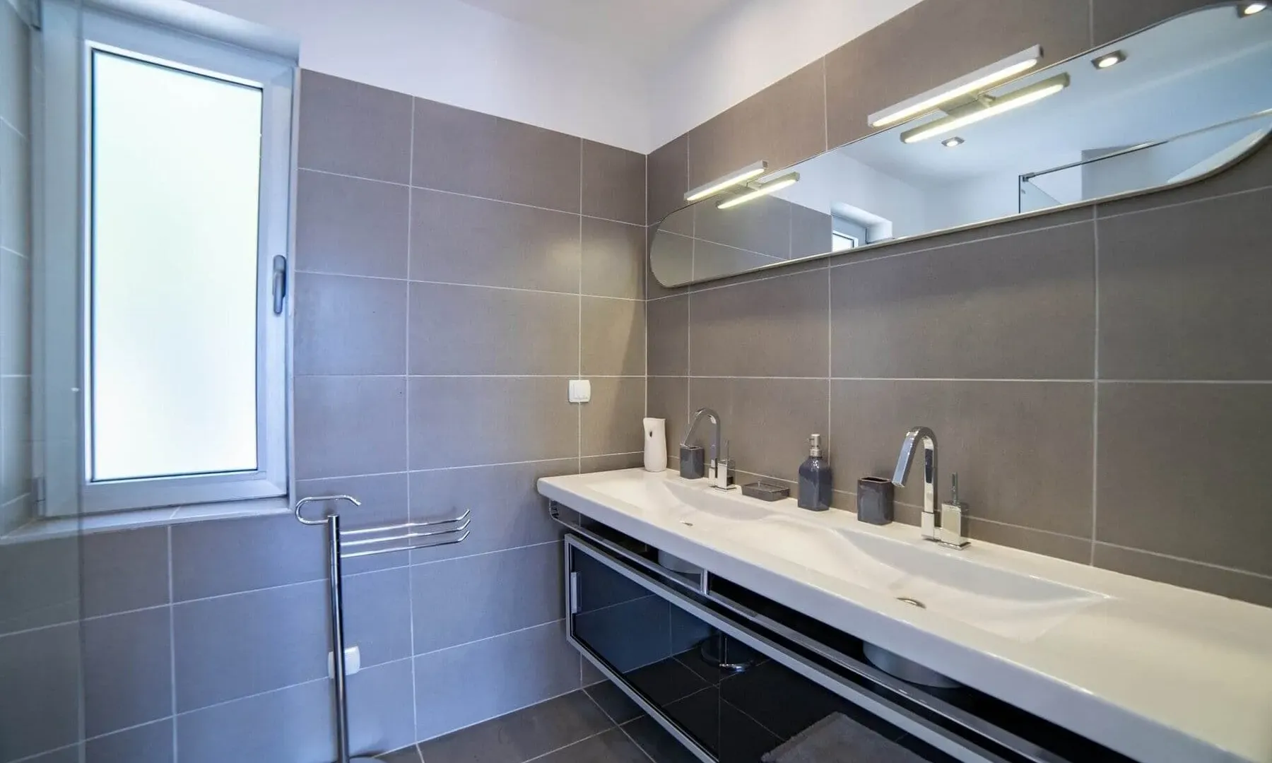 Prodaja, kuća, 405m², Strp, Kotor