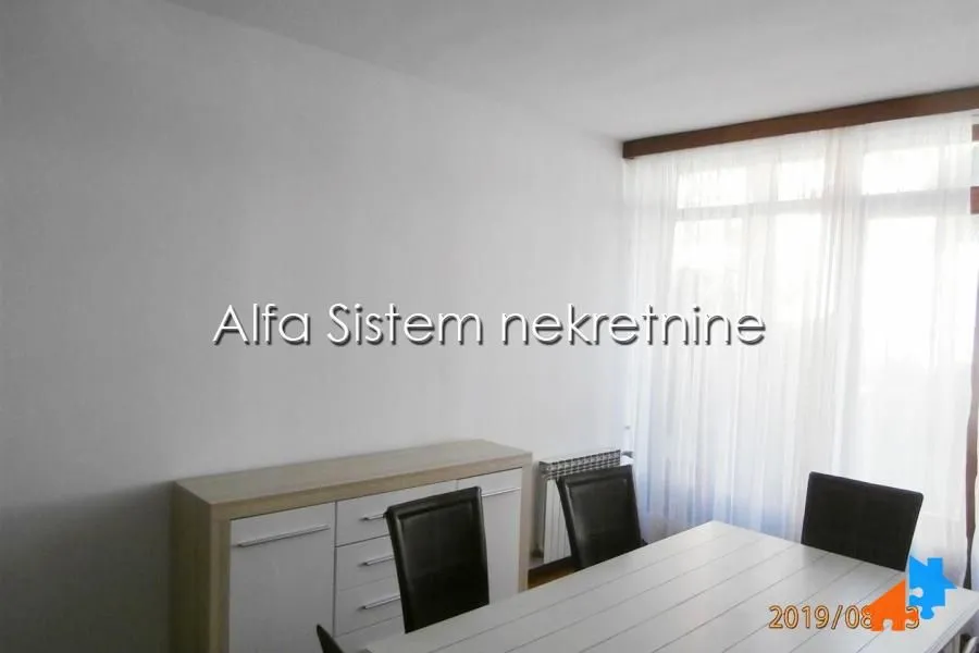 Rent, four bedroom apartment, 120m², Savski Venac, Beograd