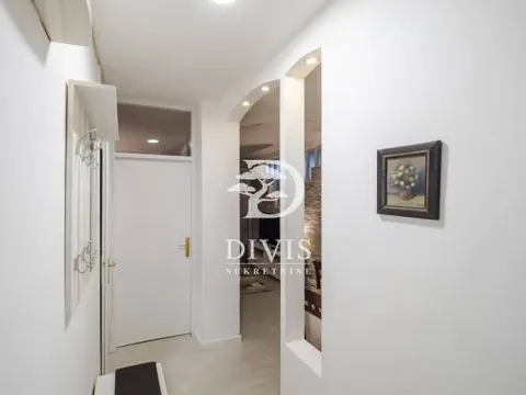 Sale, two bedroom apartment, 55m², Novi Beograd Blok 21, Novi Beograd Sve Podlokacije - image 6