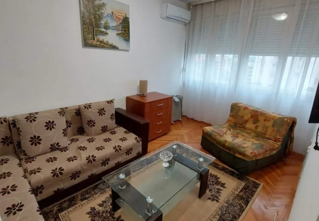 Rent, studio apartment, 27m², Drpe Mandića, Podgorica