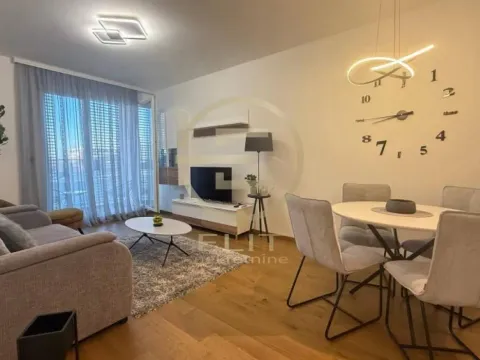 Izdavanje, stan, 42m², Bulevar Evrope, Novi Sad Sve Podlokacije - image 5