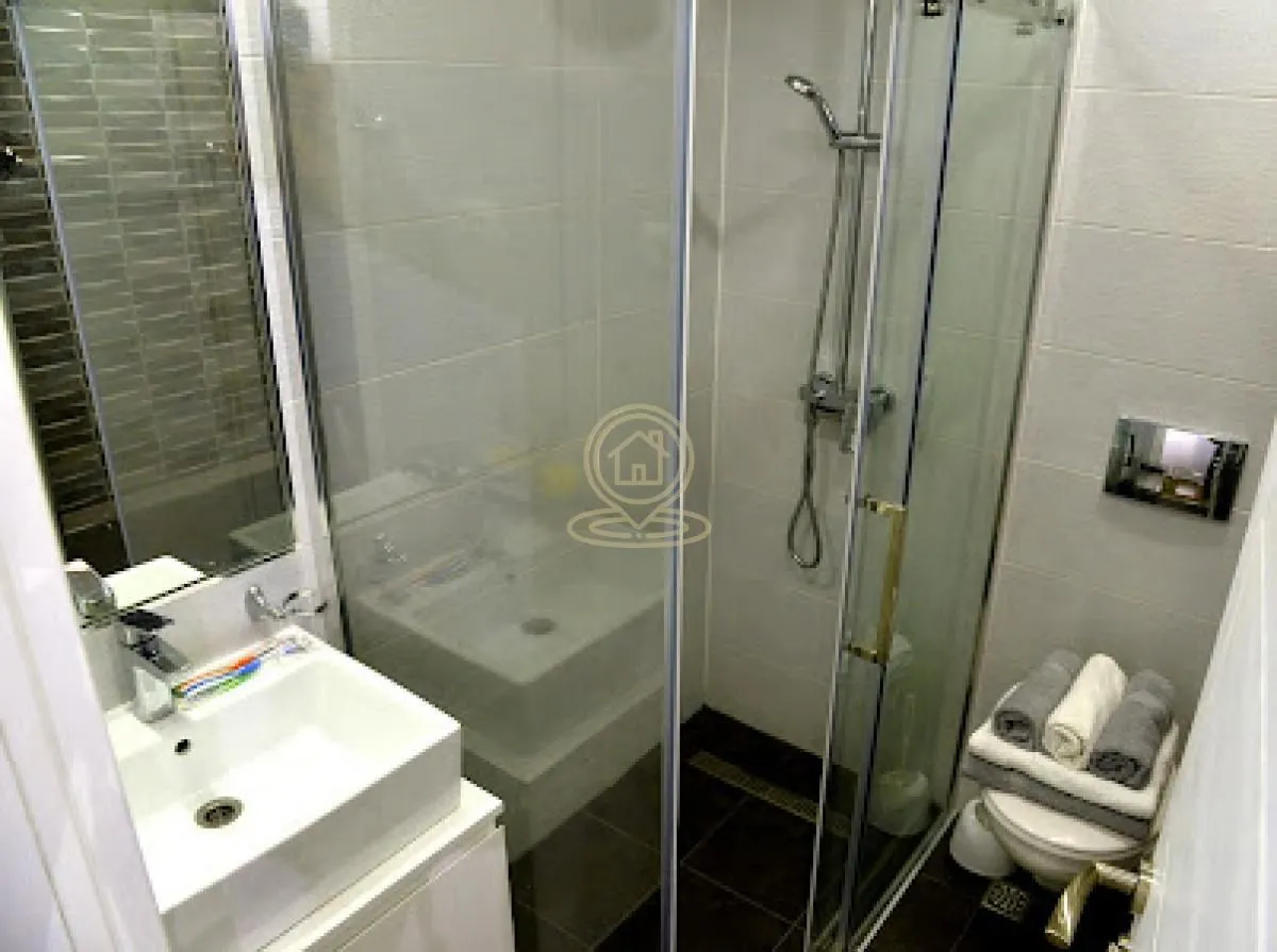 Izdavanje, trosoban stan, 61m², Medijana, Niš