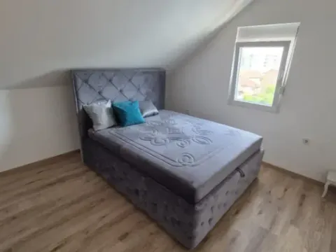 Prodaja, dvosoban stan, 120m², Stari Aerodrom, Podgorica - image 3