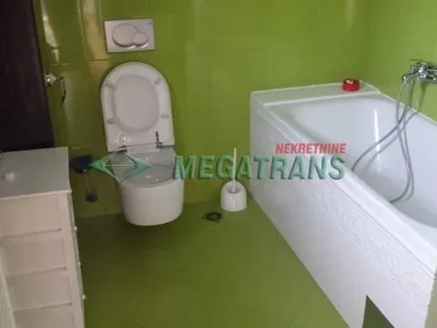 Izdavanje, kuća, 300m², Savski Venac, Beograd - image 18