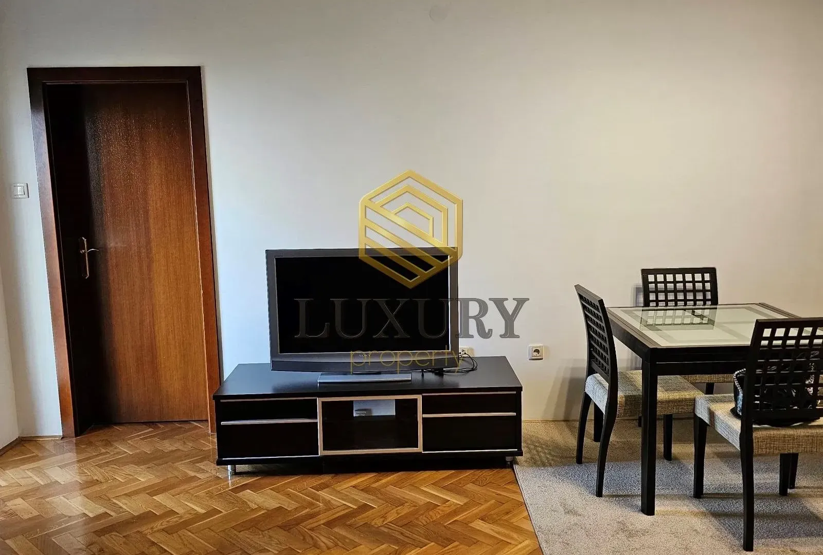 Rent, one bedroom apartment, 46m², Blok 6, Podgorica