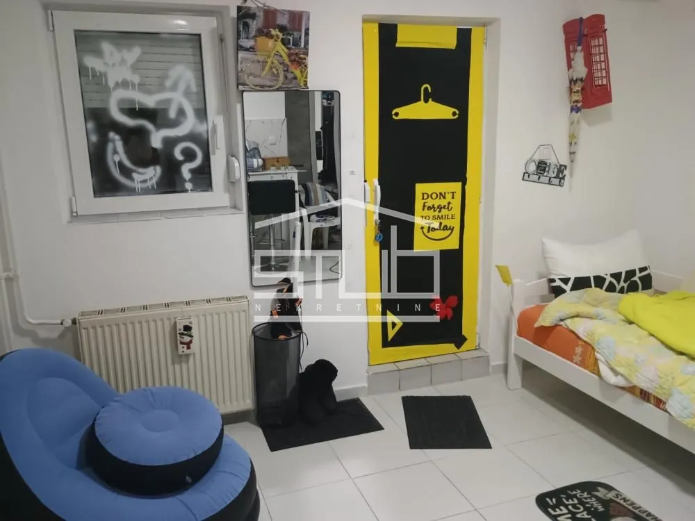 Prodaja, jednosoban stan, 21m², Cerak, Beograd