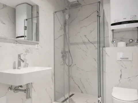 Izdavanje, četvorosoban stan, 122m², Stari Grad, Beograd - image 13