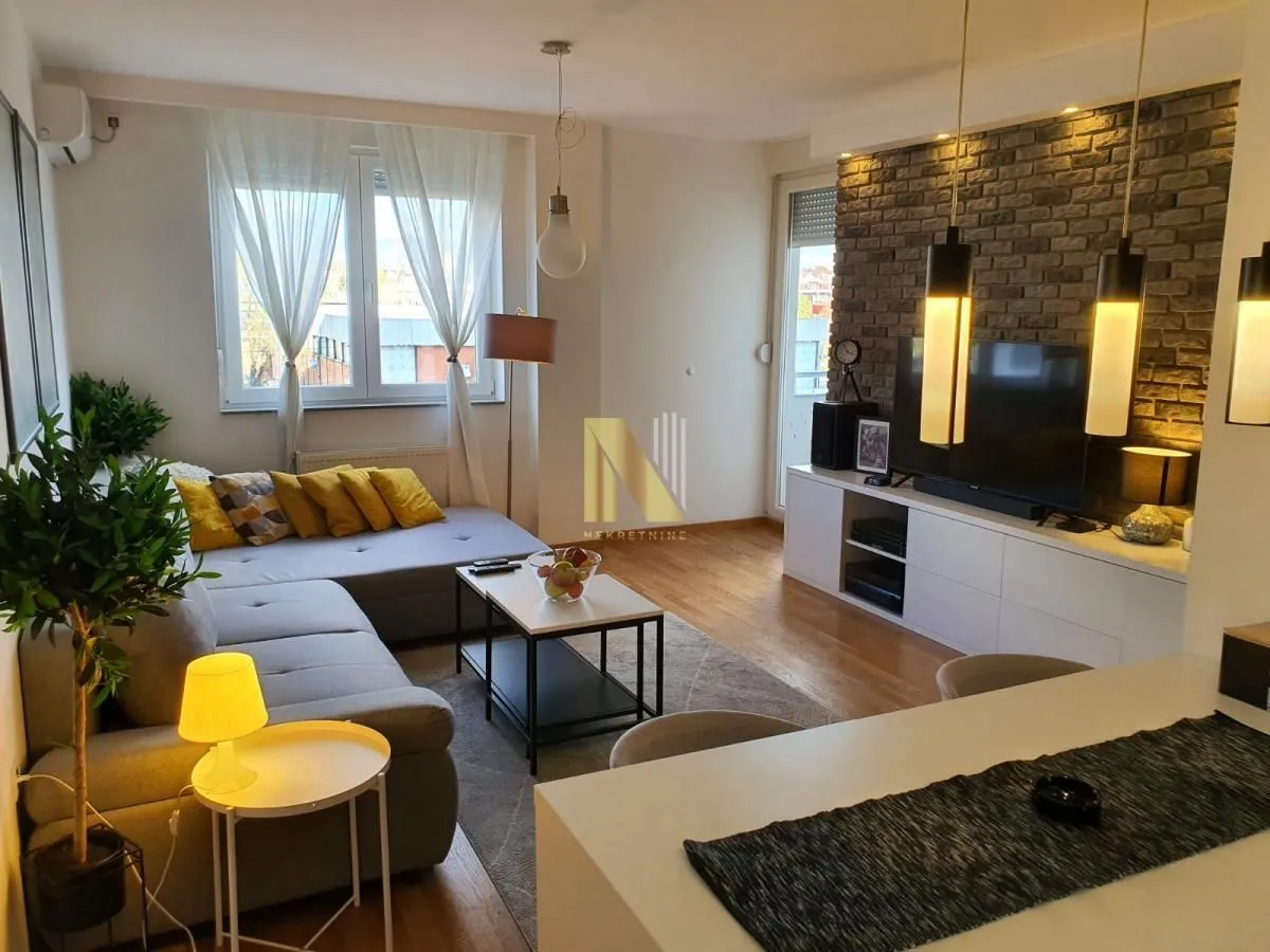 Prodaja, trosoban stan, 62m², Nova Detelinara, Novi Sad Sve Podlokacije