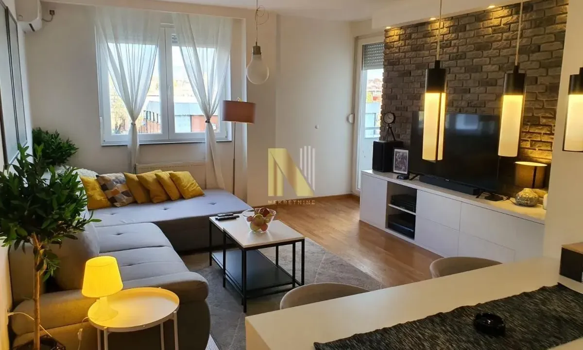 Prodaja, trosoban stan, 62m², Nova Detelinara, Novi Sad Sve Podlokacije