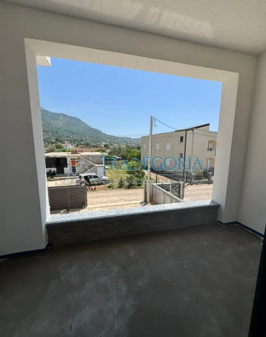 Prodaja, kuća, 235m², Bar, Crna Gora